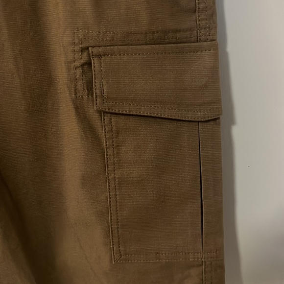 Men’s BC Clothing Co. Cargo Shorts | Size 36, 38 available - Picture 5 of 11